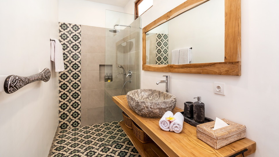 Bali'de Bahçeli ve Havuzlu Geniş 3BR Villa, Bali Villa 2208