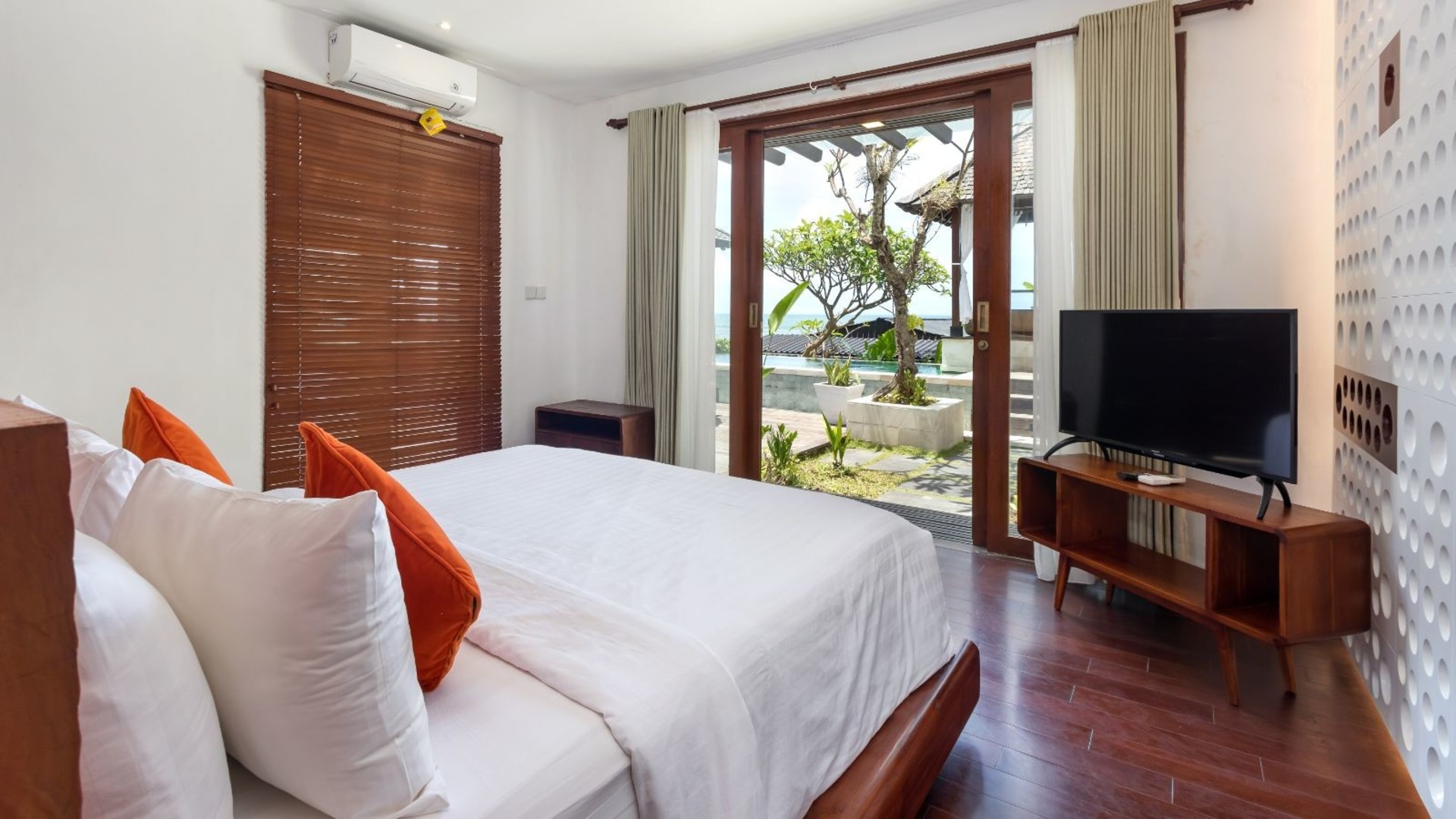 Bali'de Havuzlu, Huzurlu 16 Yatak Odalı Villa, Bali Villa 2209