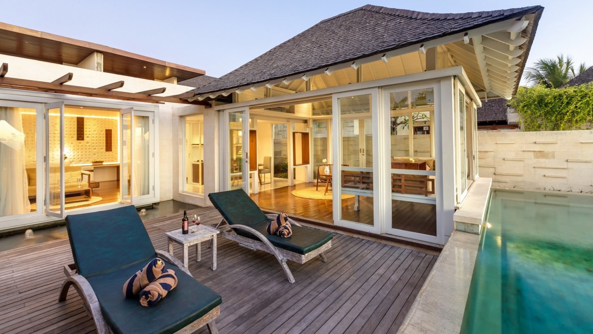 Bali'de Havuzlu, Huzurlu 16 Yatak Odalı Villa, Bali Villa 2209