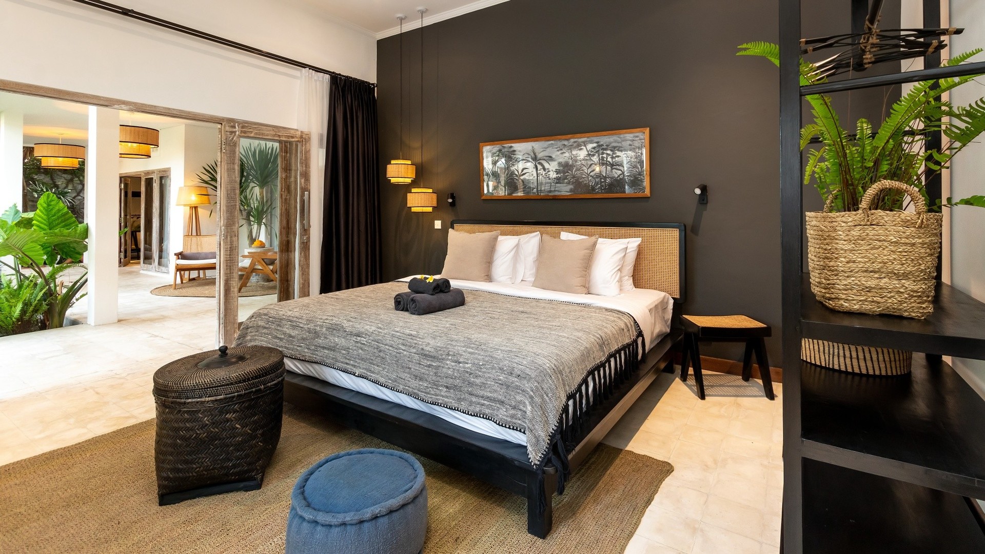 Muhteşem Havuz Alanına Sahip Rahat 4BR Villa, Bali Villa 2210