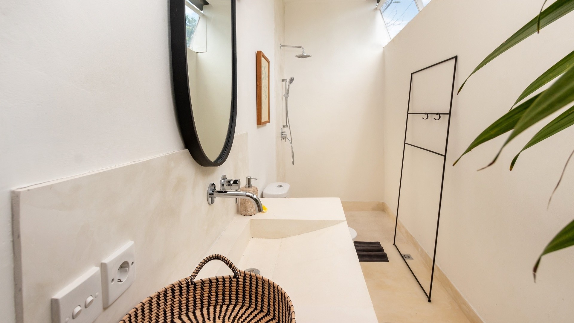 Muhteşem Havuz Alanına Sahip Rahat 4BR Villa, Bali Villa 2210