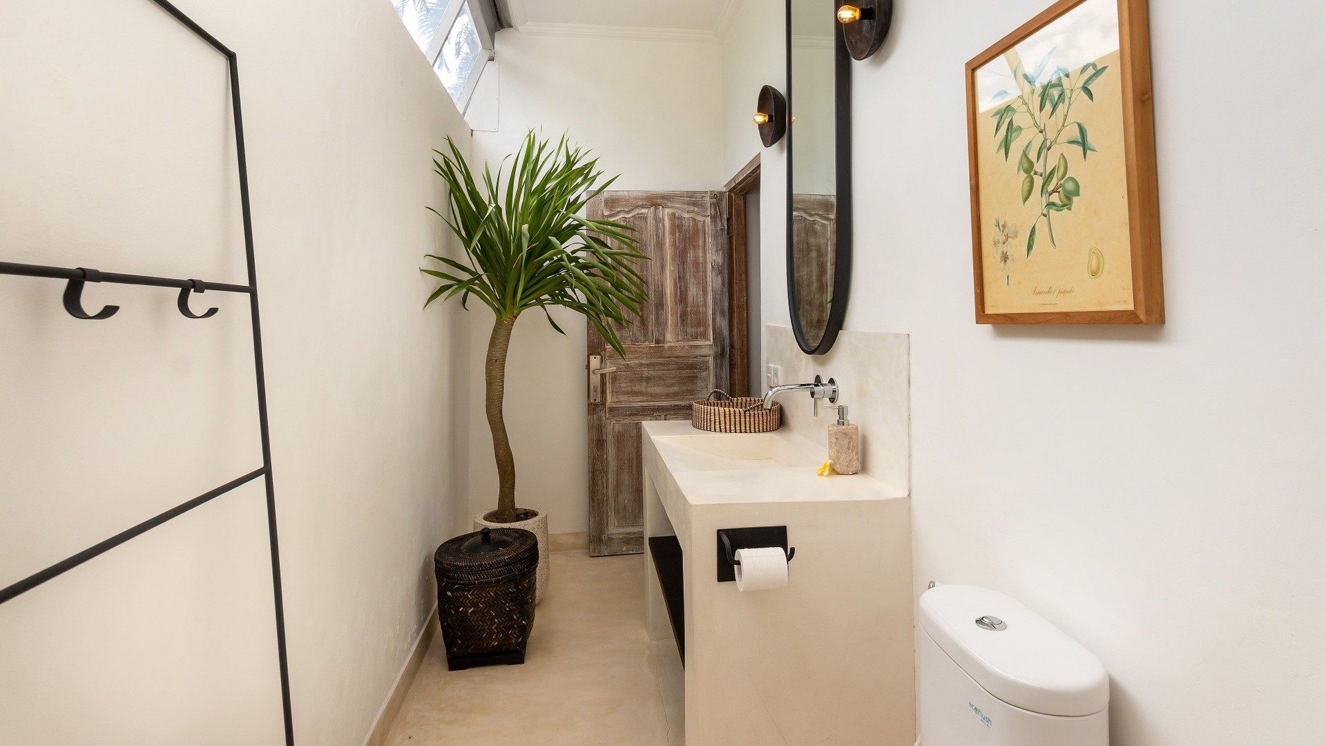 Muhteşem Havuz Alanına Sahip Rahat 4BR Villa, Bali Villa 2210