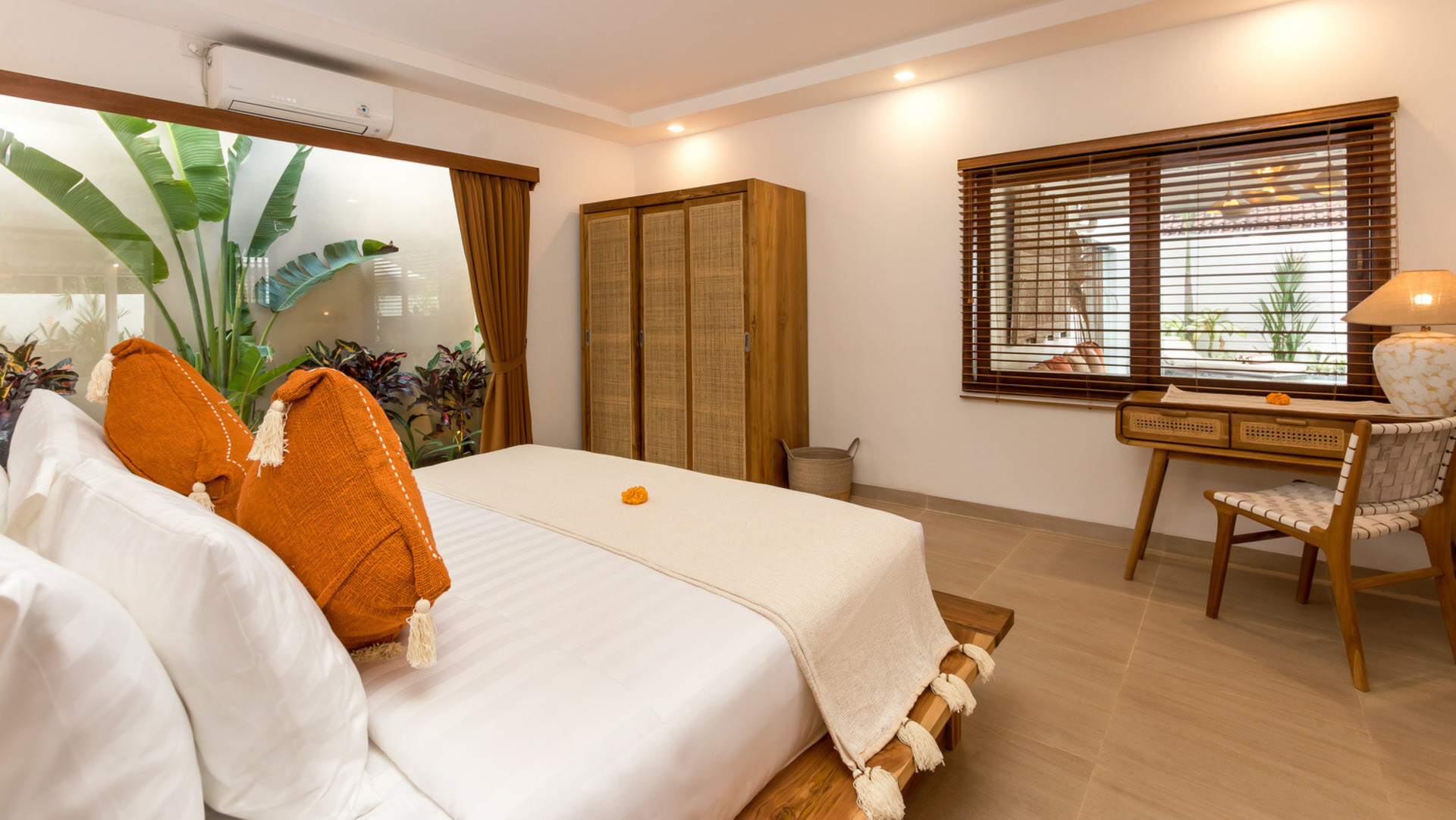 Bali'de Havuzlu Muhteşem 4 Yatak Odalı Villa, Bali Villa 2211