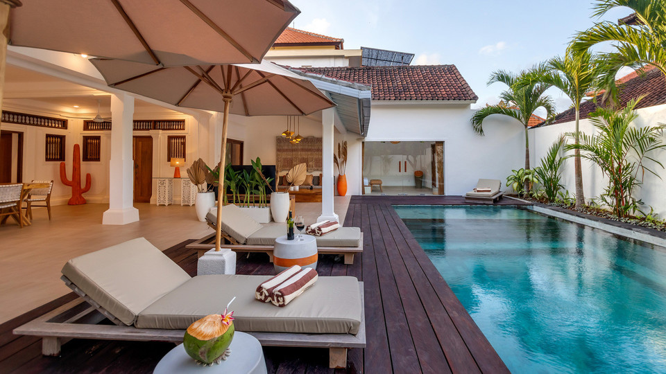 Bali'de Havuzlu Muhteşem 4 Yatak Odalı Villa, Bali Villa 2211
