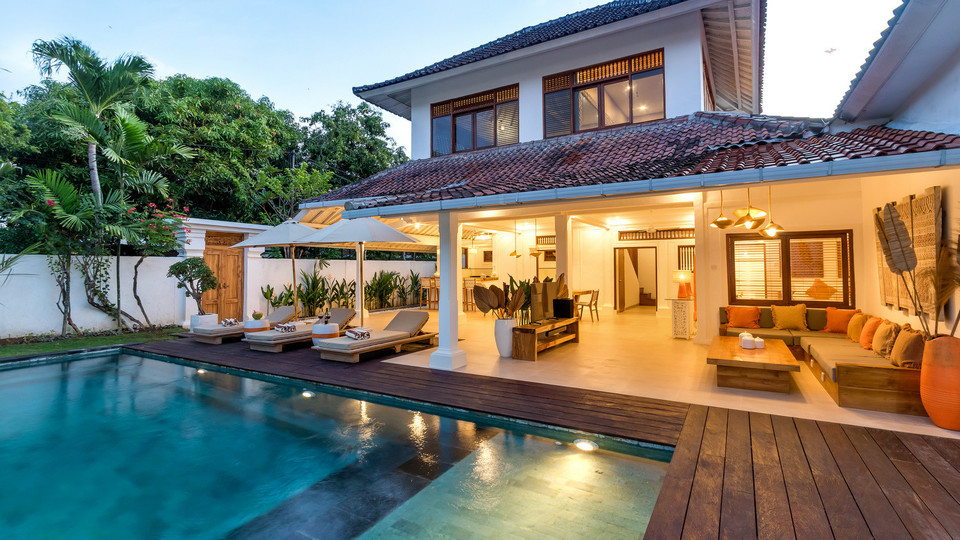 Bali'de Havuzlu Muhteşem 4 Yatak Odalı Villa, Bali Villa 2211