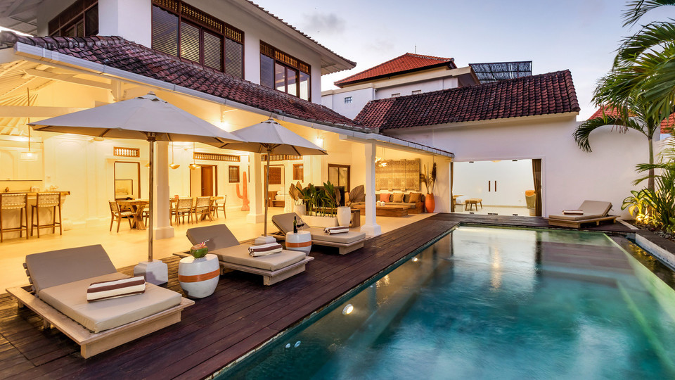 Bali'de Havuzlu Muhteşem 4 Yatak Odalı Villa, Bali Villa 2211