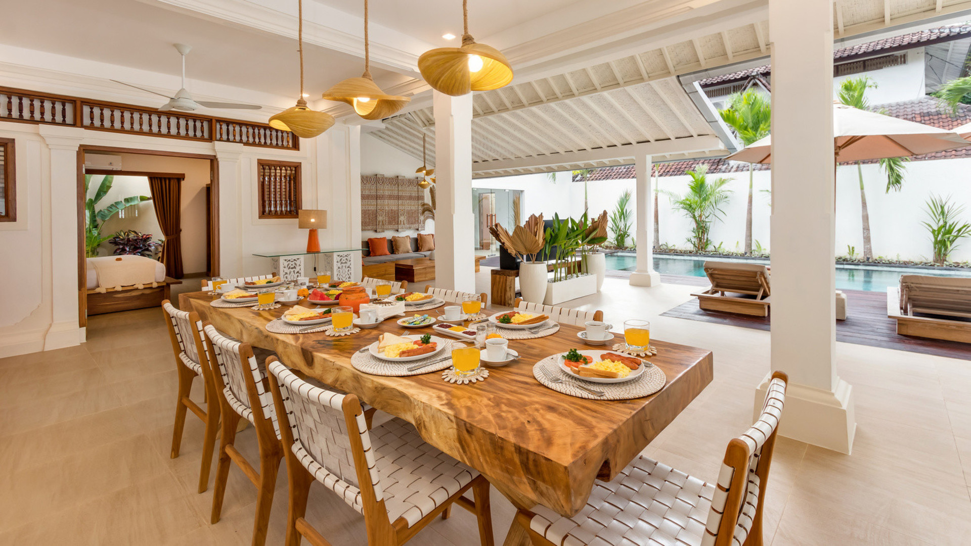 Bali'de Havuzlu Muhteşem 4 Yatak Odalı Villa, Bali Villa 2211