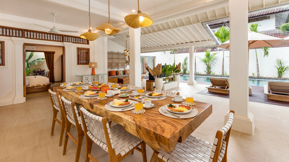 Bali'de Havuzlu Muhteşem 4 Yatak Odalı Villa, Bali Villa 2211