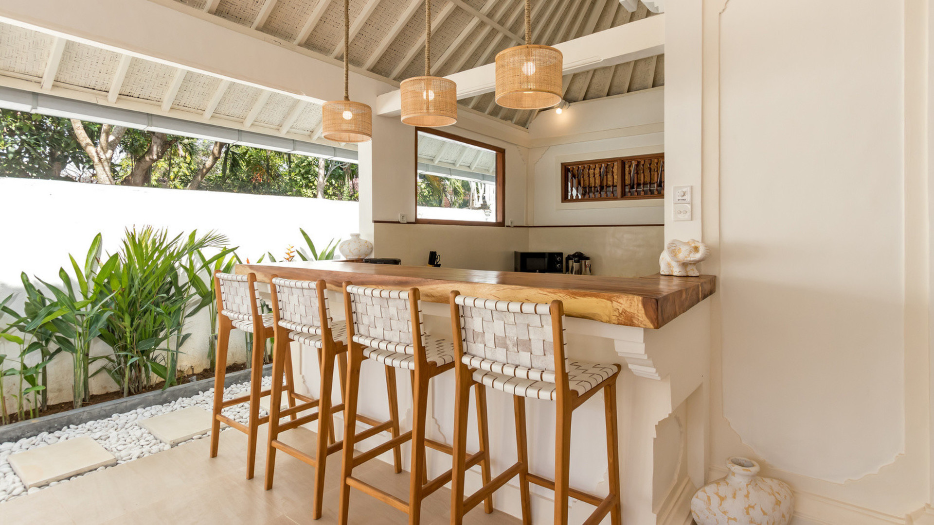 Bali'de Havuzlu Muhteşem 4 Yatak Odalı Villa, Bali Villa 2211