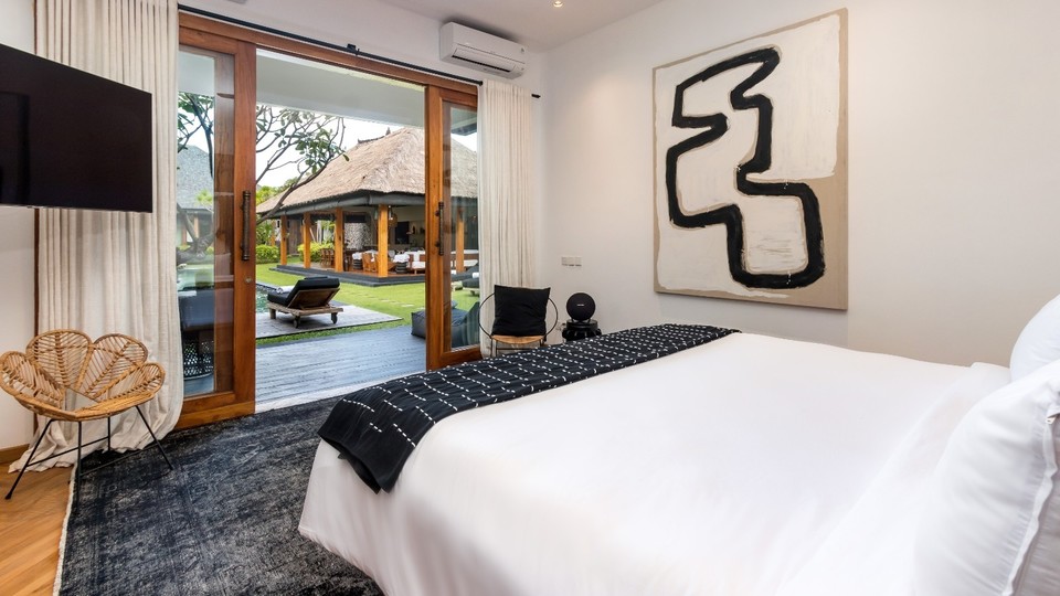 Neşeli 3BR Villa, Havuzlu ve Bahçeli, Bali Villa 2213
