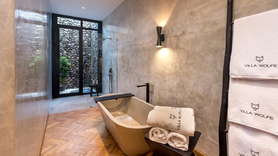Neşeli 3BR Villa, Havuzlu ve Bahçeli, Bali Villa 2213