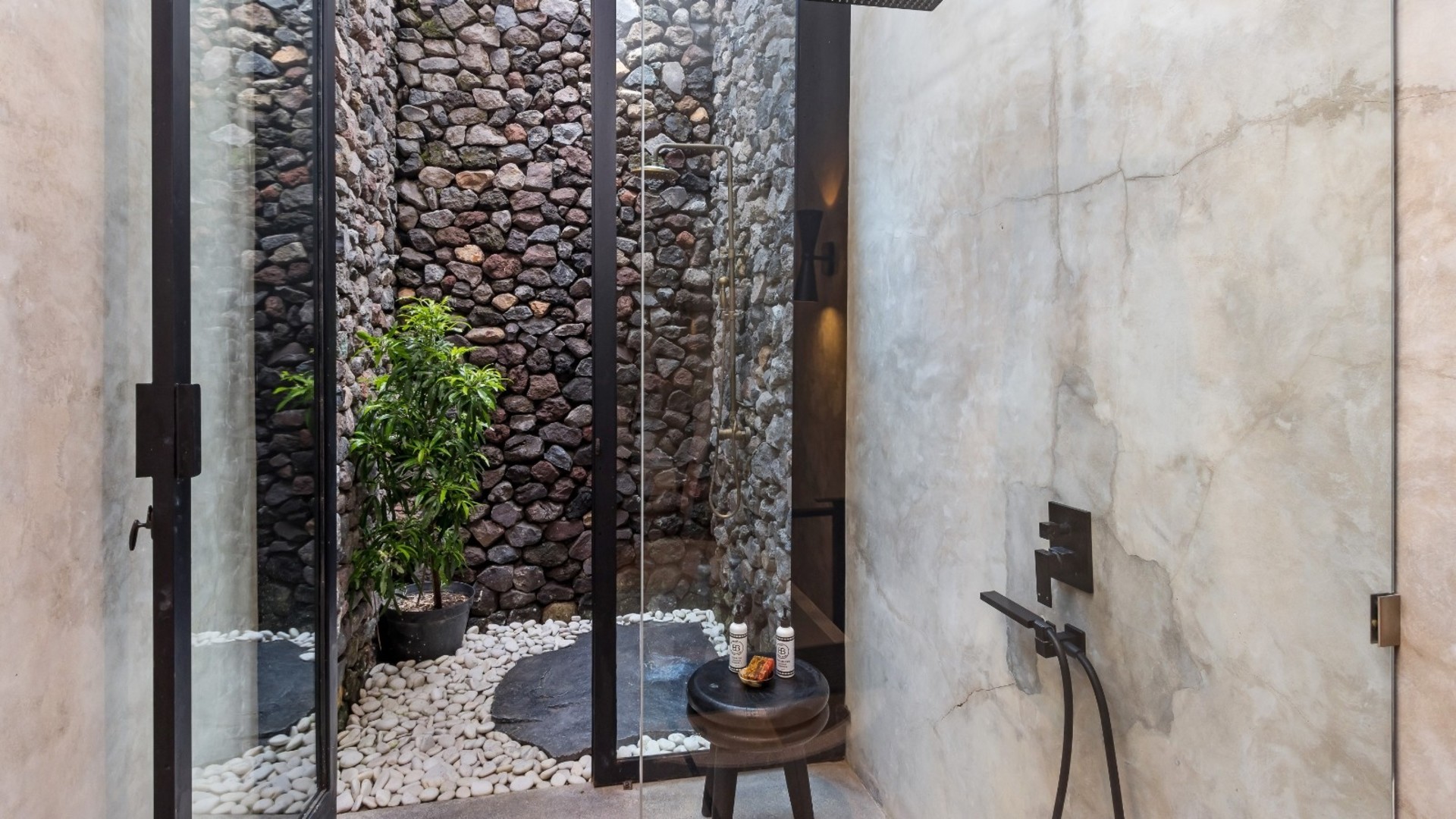 Neşeli 3BR Villa, Havuzlu ve Bahçeli, Bali Villa 2213