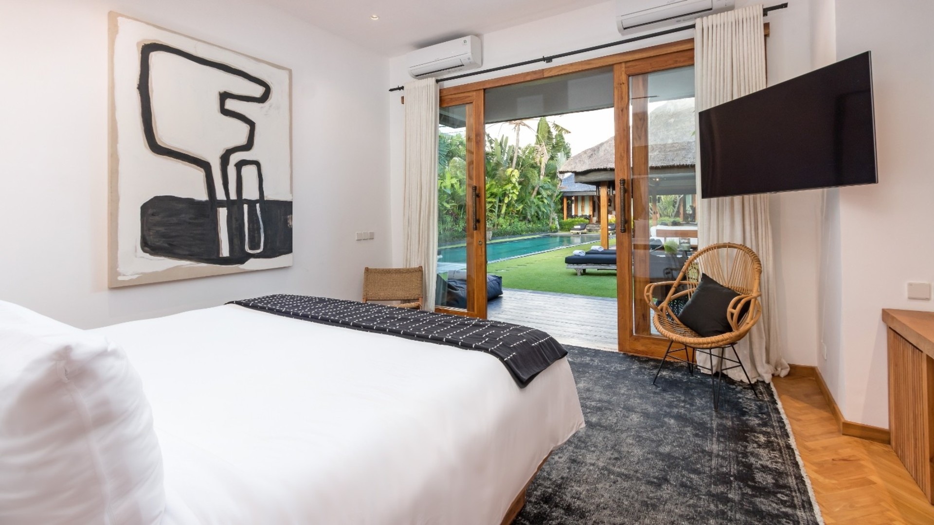 Neşeli 3BR Villa, Havuzlu ve Bahçeli, Bali Villa 2213