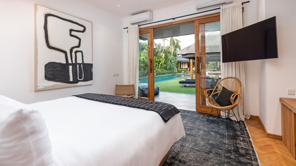 Neşeli 3BR Villa, Havuzlu ve Bahçeli, Bali Villa 2213