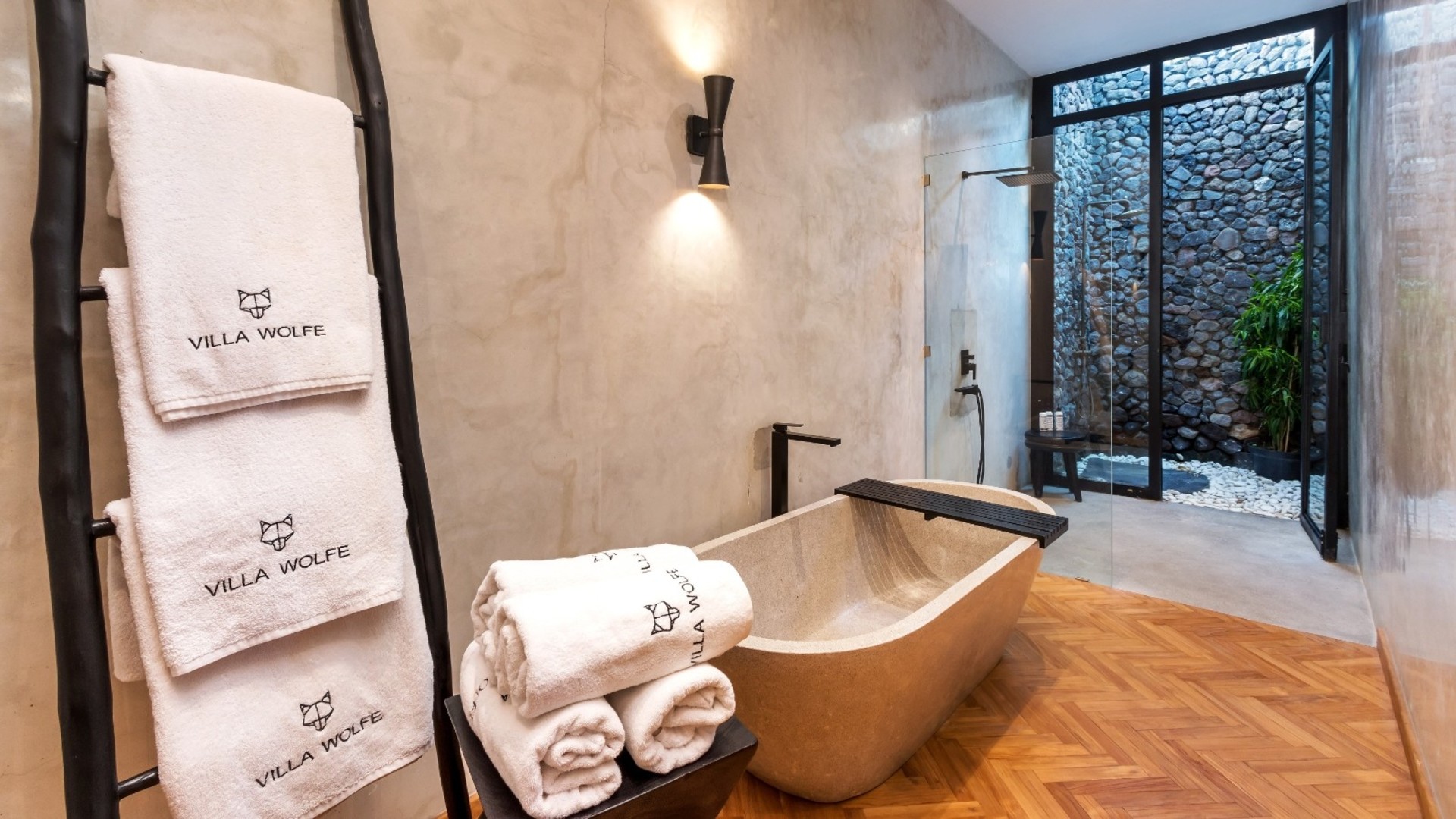 Neşeli 3BR Villa, Havuzlu ve Bahçeli, Bali Villa 2213