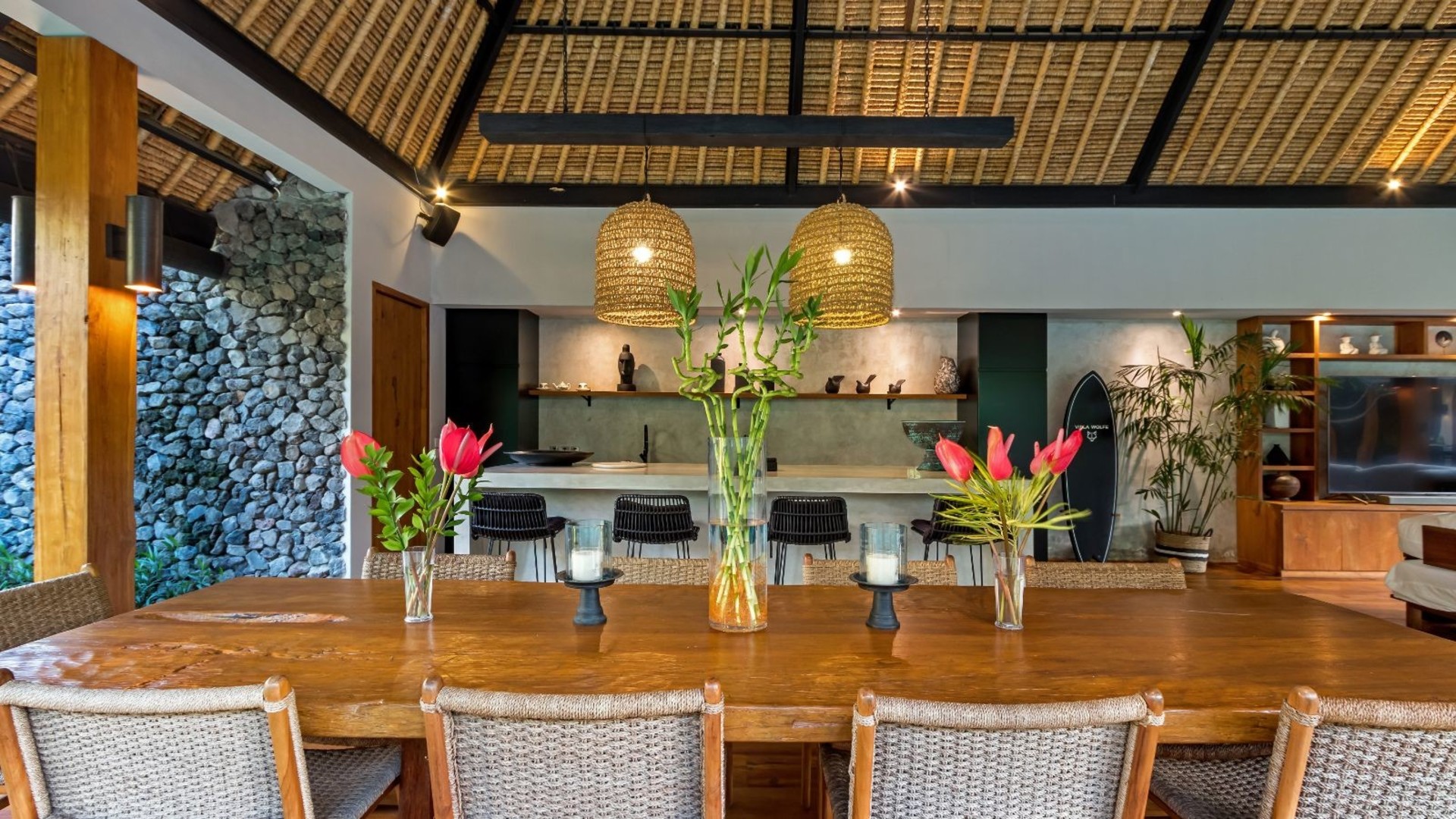 Neşeli 3BR Villa, Havuzlu ve Bahçeli, Bali Villa 2213