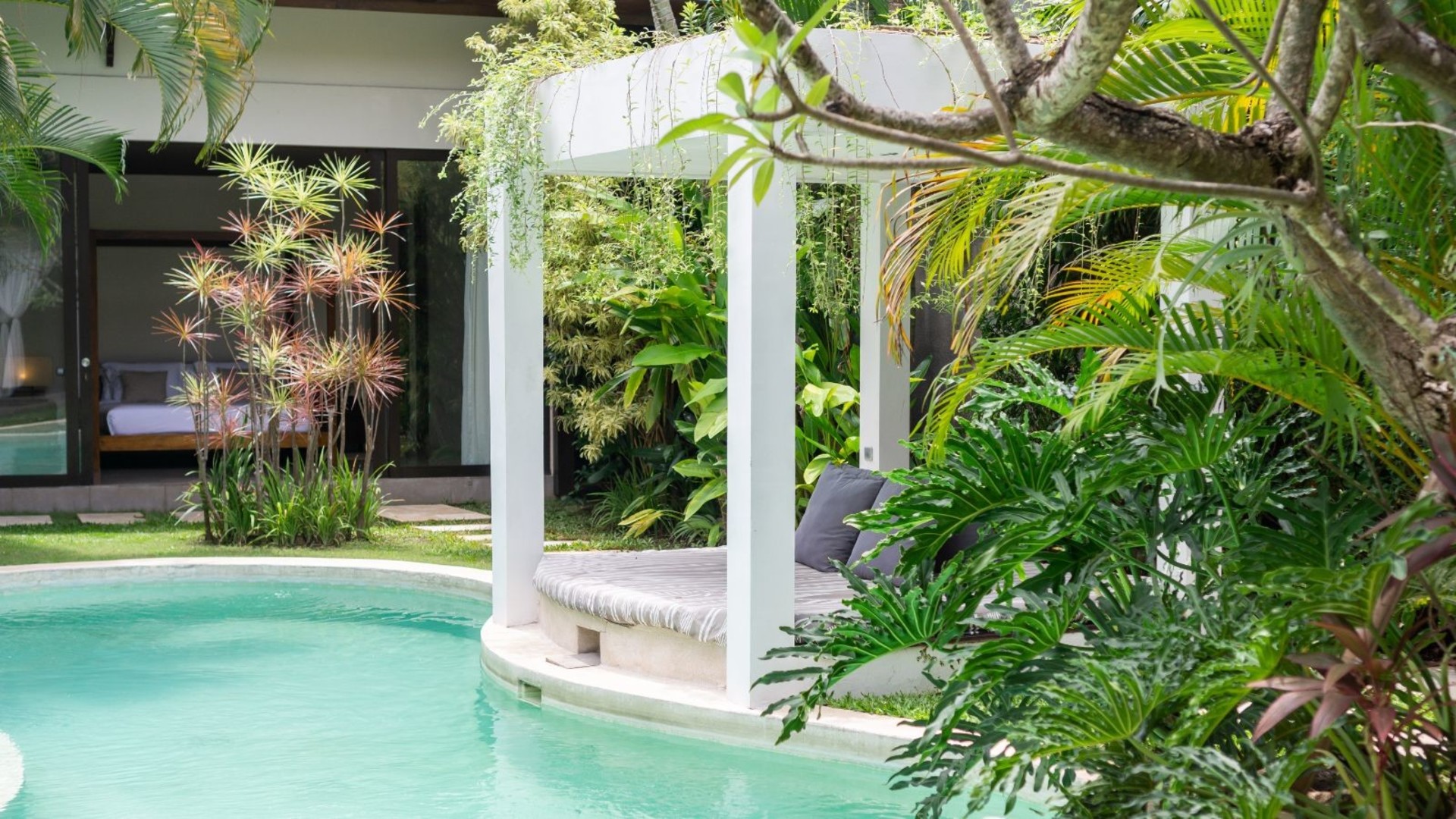 Rahat 2BR Villa W/Muhteşem Havuz Alanı, Bali Villa 2216