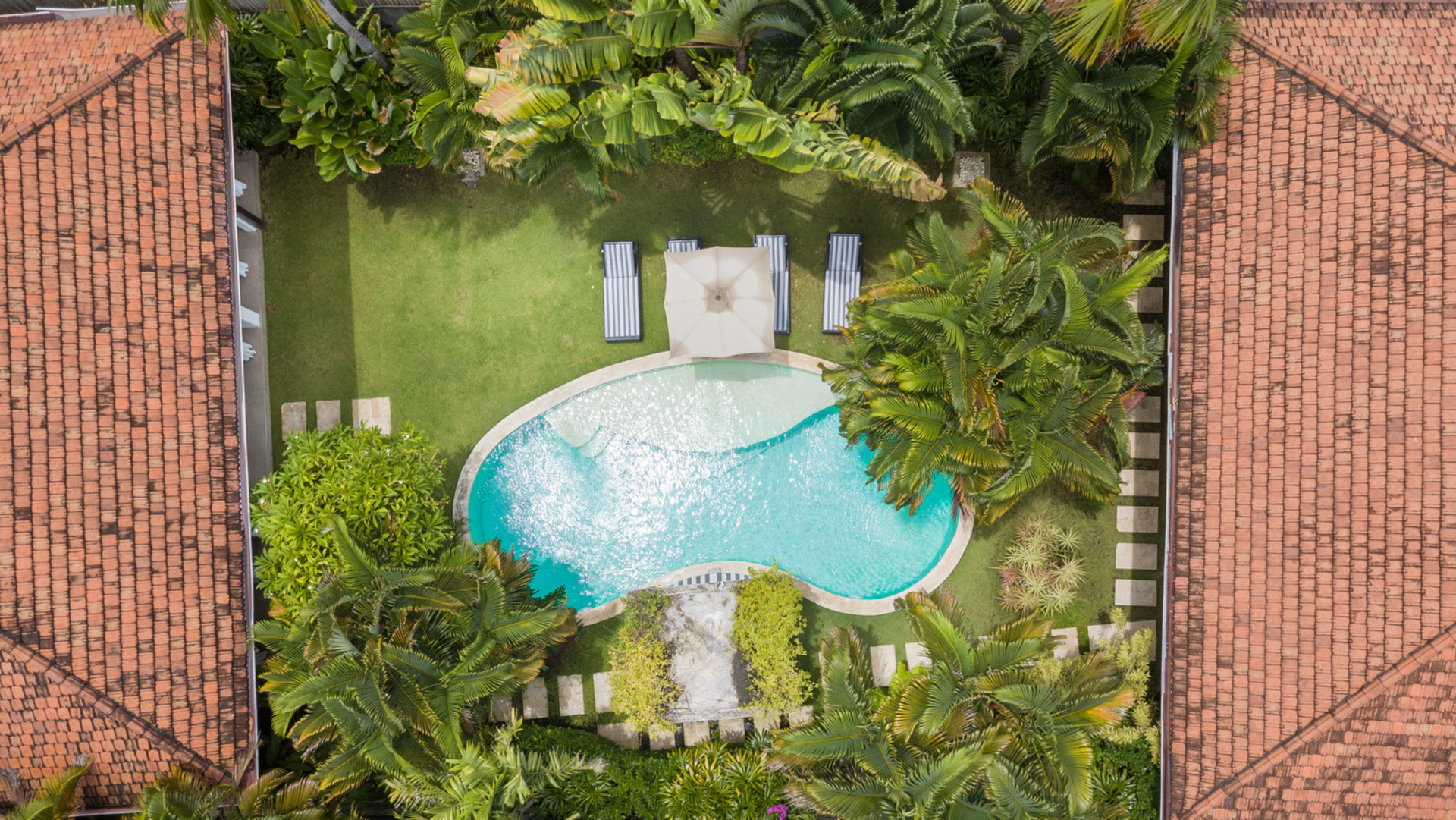 Rahat 2BR Villa W/Muhteşem Havuz Alanı, Bali Villa 2216