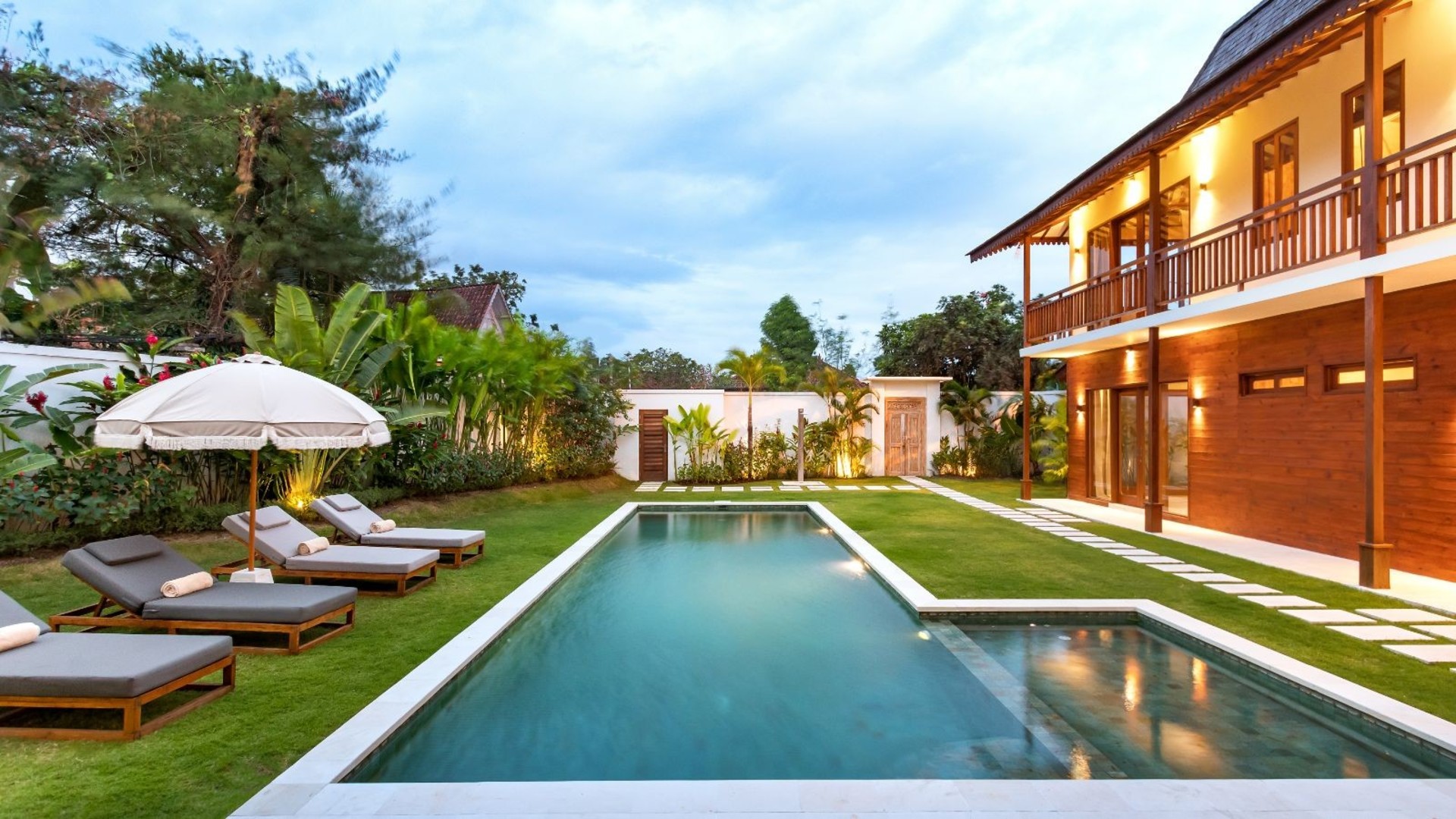 Havuzlu, 9 yatak odalı muhteşem villa, Bali Villa Bali Villa 2218
