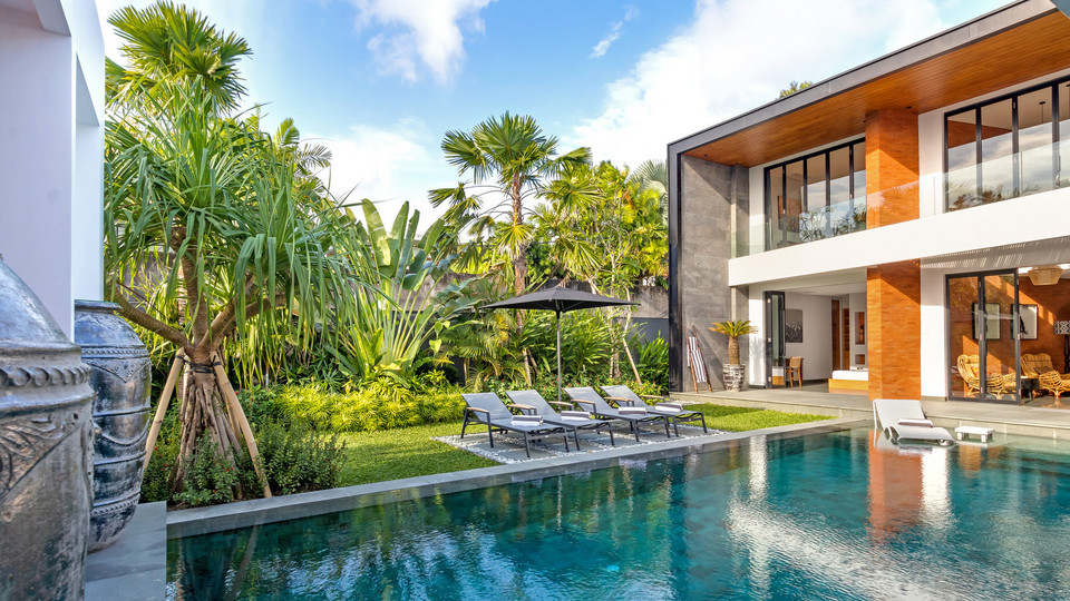 Neşeli 4BR Villa, Havuzlu ve Balkonlu, Bali Villa 2219