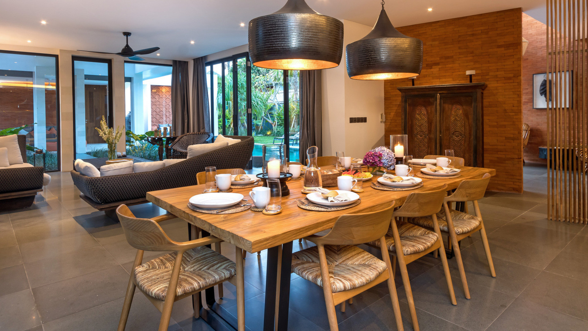 Neşeli 4BR Villa, Havuzlu ve Balkonlu, Bali Villa 2219