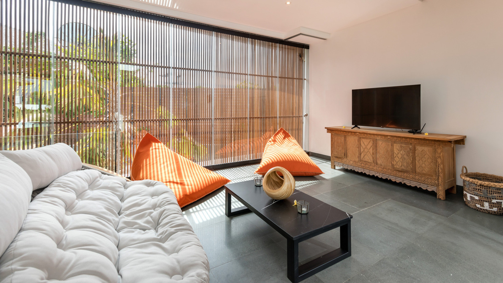 Neşeli 4BR Villa, Havuzlu ve Balkonlu, Bali Villa 2219