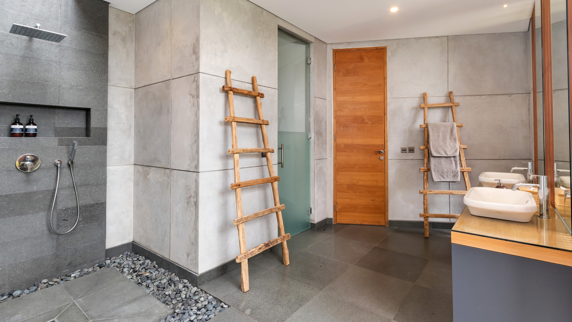 Neşeli 4BR Villa, Havuzlu ve Balkonlu, Bali Villa 2219