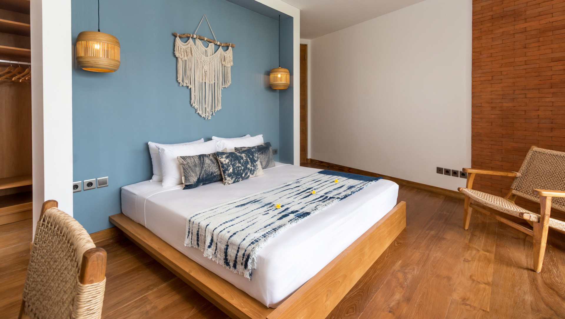 Neşeli 4BR Villa, Havuzlu ve Balkonlu, Bali Villa 2219