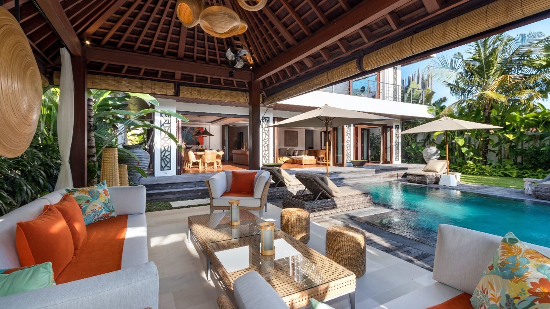 Modern 4BR Villa, Havuzlu ve Balkonlu, Bali Villa 2220