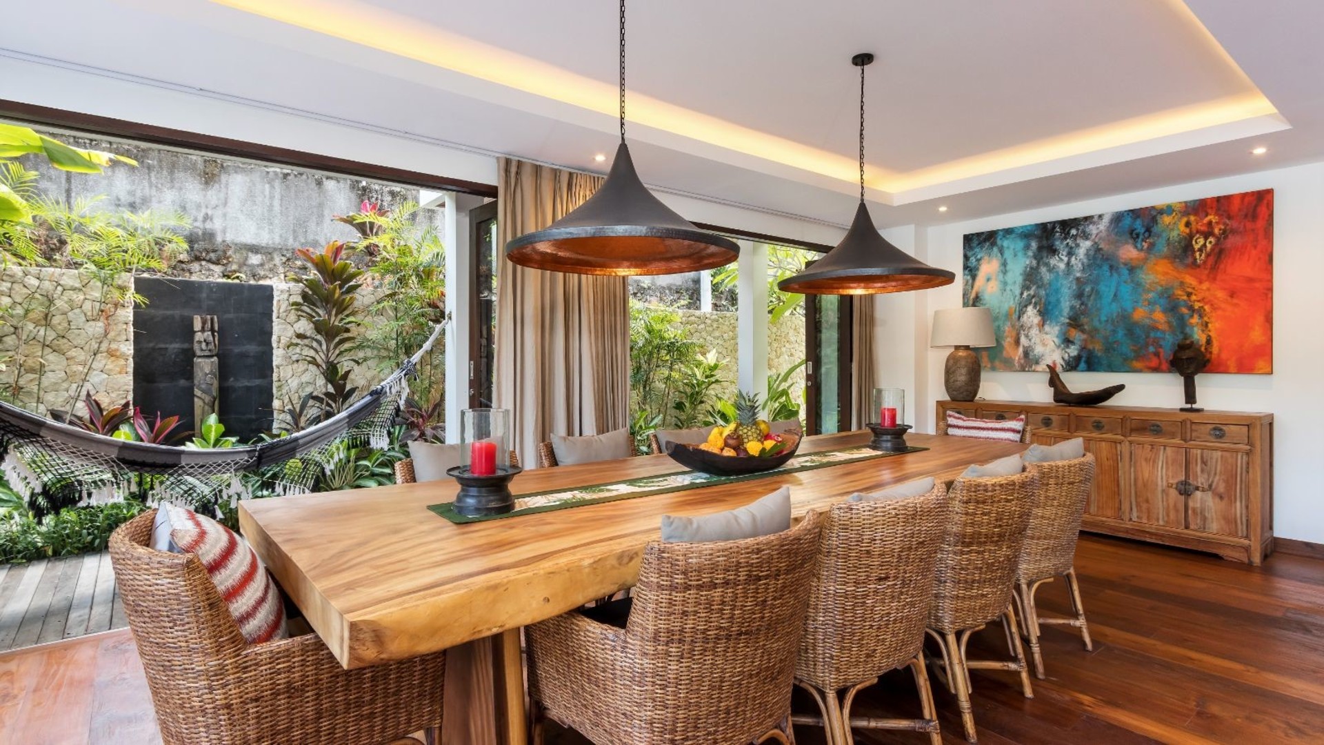 Modern 4BR Villa, Havuzlu ve Balkonlu, Bali Villa 2220