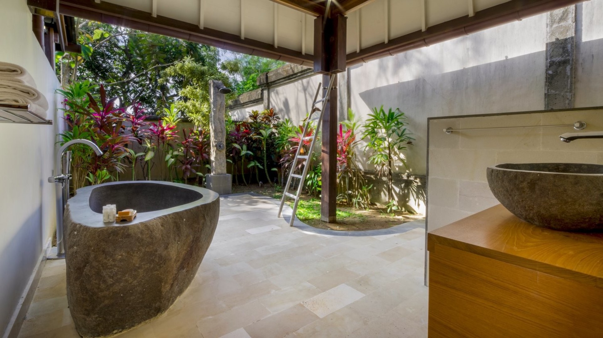 Fantastik 3BR Villa, Havuzlu ve Bahçeli, Bali Villa 2228