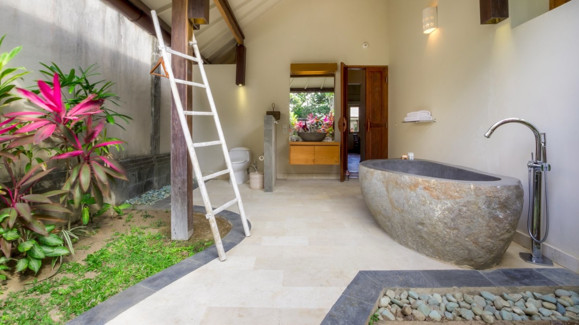 Fantastik 3BR Villa, Havuzlu ve Bahçeli, Bali Villa 2228