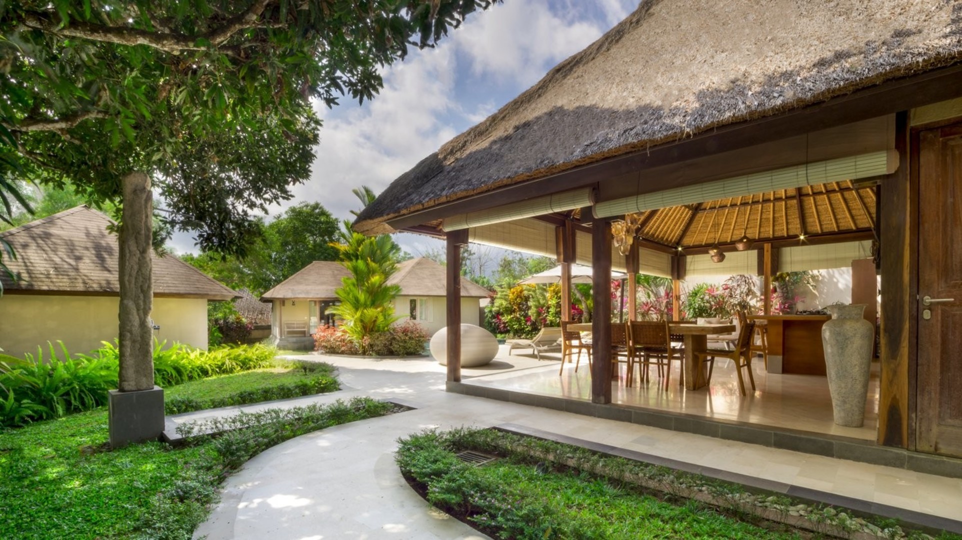 Fantastik 3BR Villa, Havuzlu ve Bahçeli, Bali Villa 2228