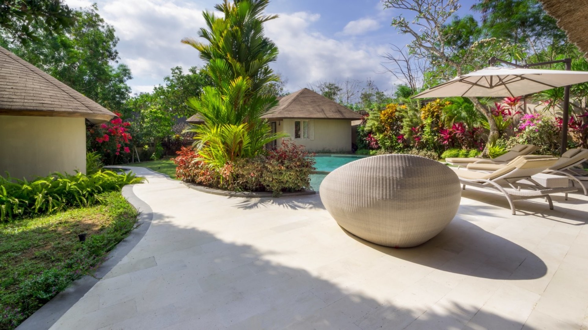 Fantastik 3BR Villa, Havuzlu ve Bahçeli, Bali Villa 2228