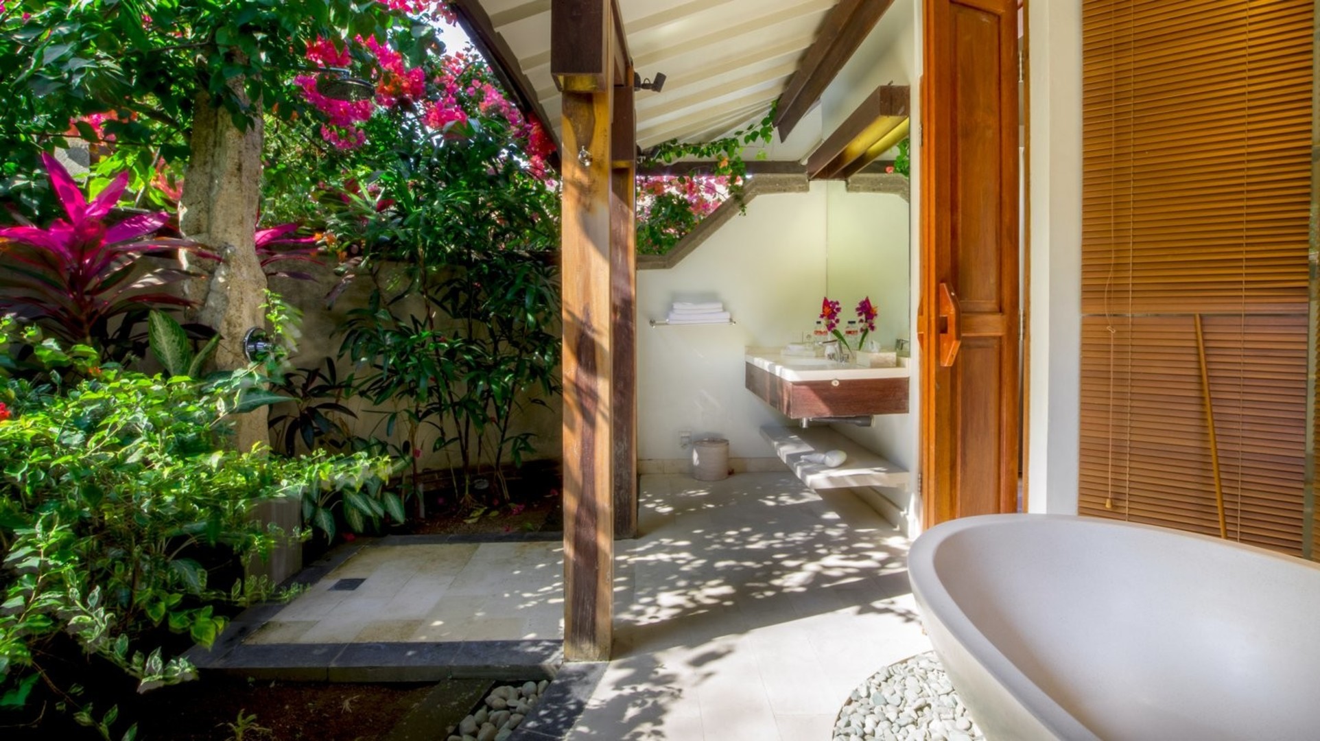 Fantastik 3BR Villa, Havuzlu ve Bahçeli, Bali Villa 2228