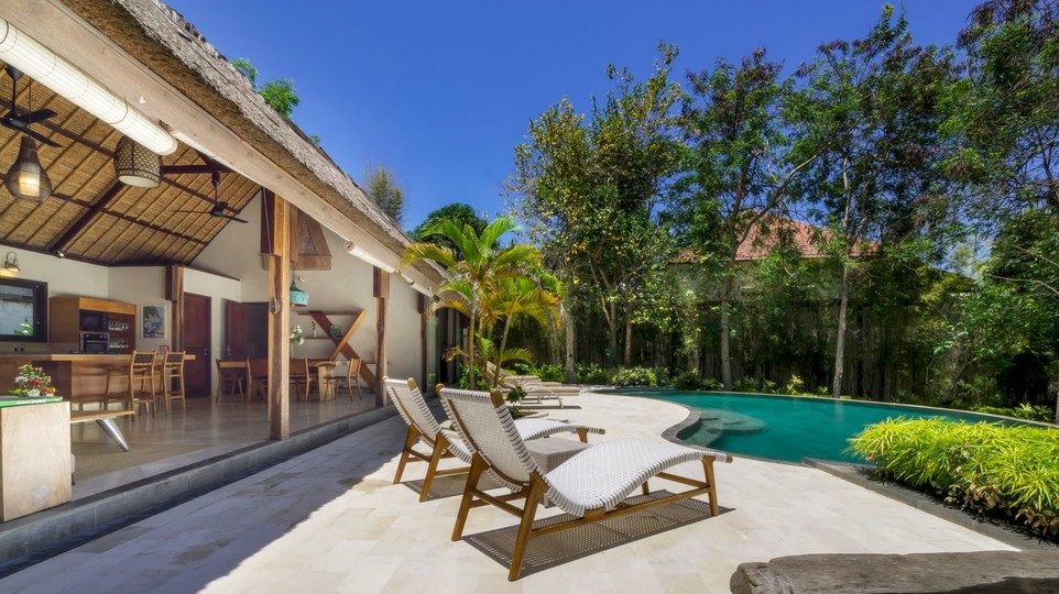 Havuzlu ve Bahçeli Dreamy 3BR Villa, Bali Villa 2229
