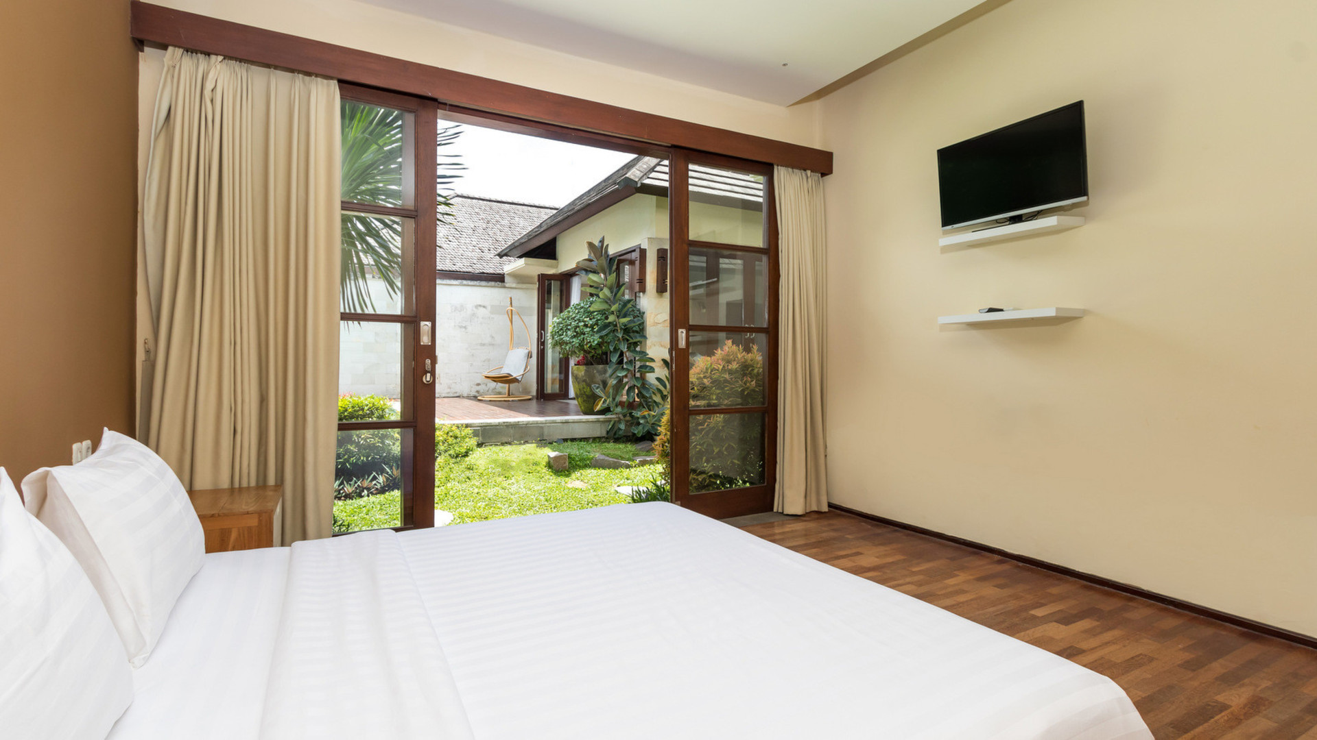 Mükemmel 2BR Villa, Havuzlu ve Bahçeli, Bali Villa 2231