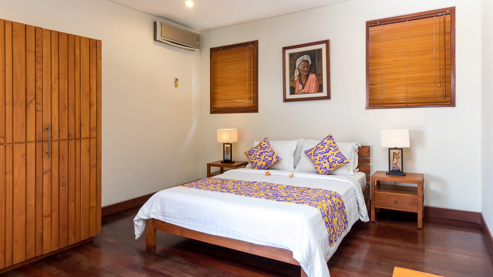 Geniş 4BR Villa, Havuzlu ve Bahçeli, Bali Villa 2233
