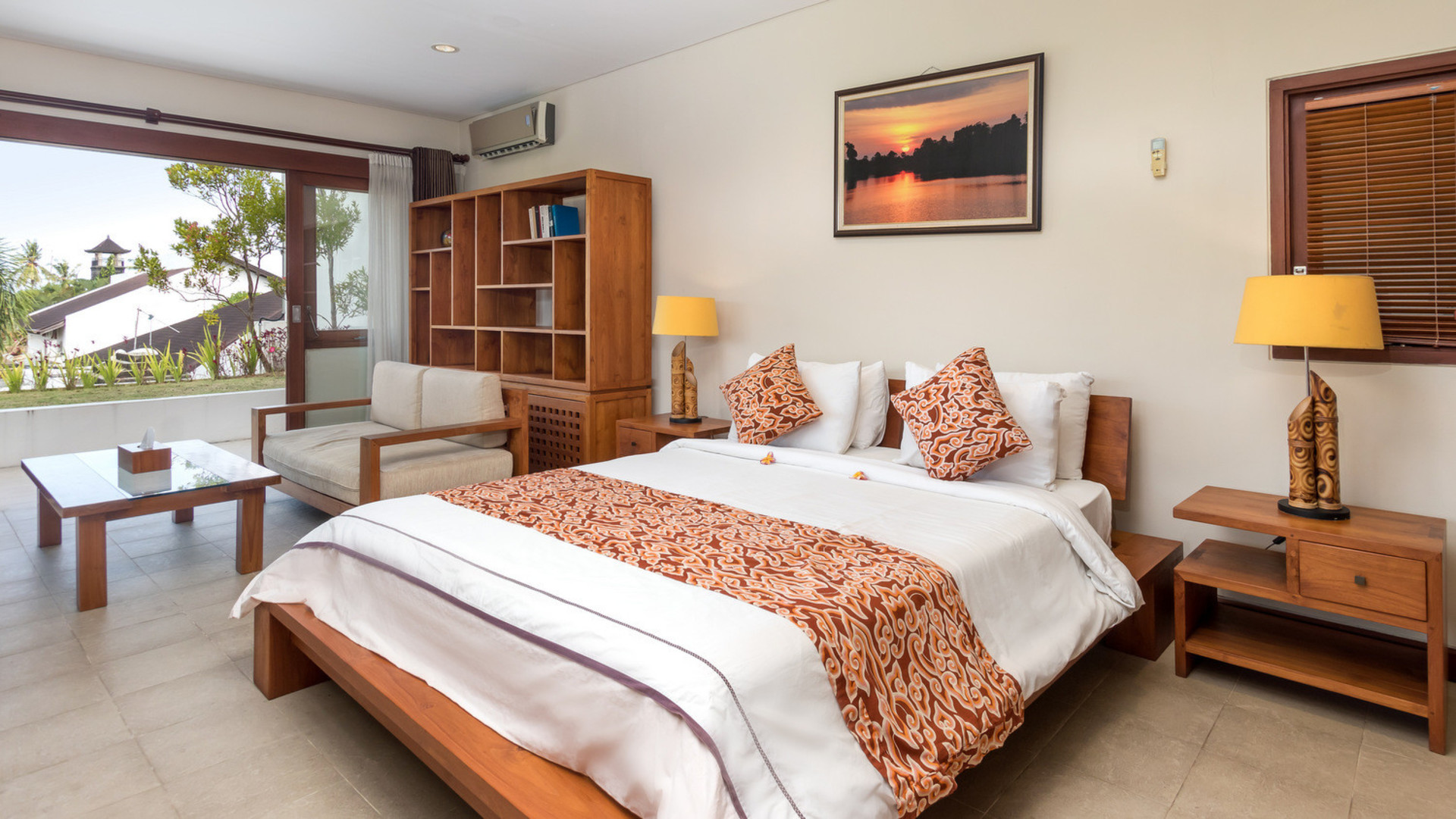 Geniş 4BR Villa, Havuzlu ve Bahçeli, Bali Villa 2233