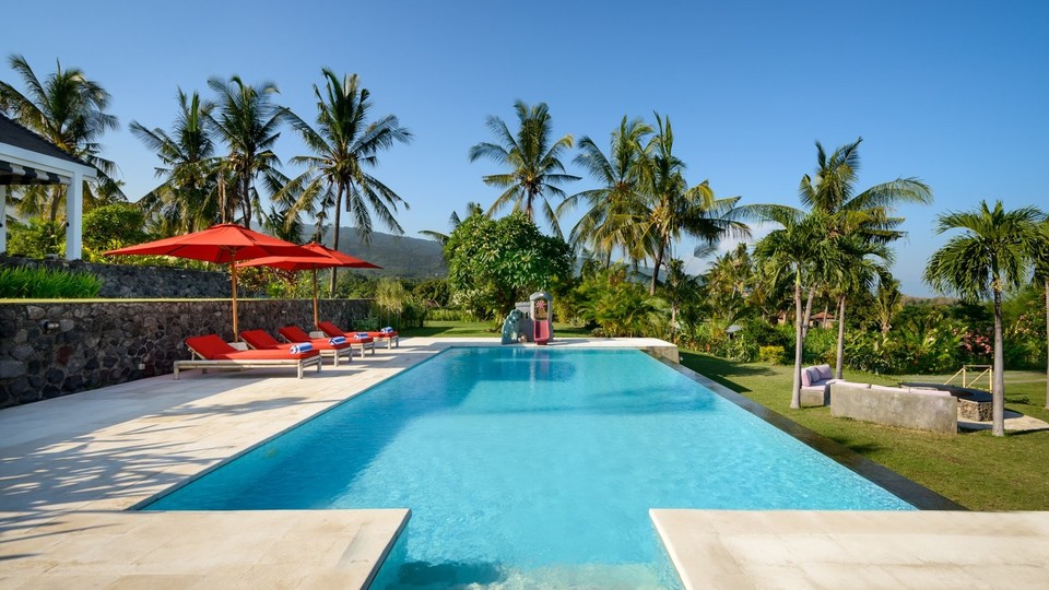 Muhteşem Havuz ve Deniz Manzaralı Güzel 3BR Villa, Bali Villa 2235