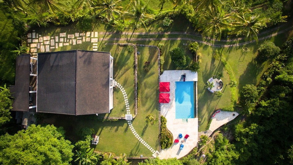Muhteşem Havuz ve Deniz Manzaralı Güzel 3BR Villa, Bali Villa 2235