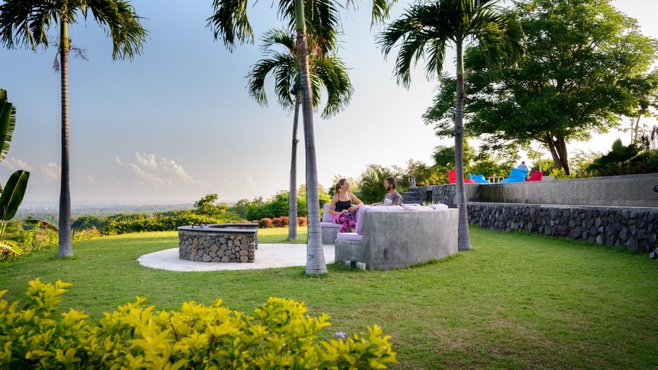 Muhteşem Havuz ve Deniz Manzaralı Güzel 3BR Villa, Bali Villa 2235