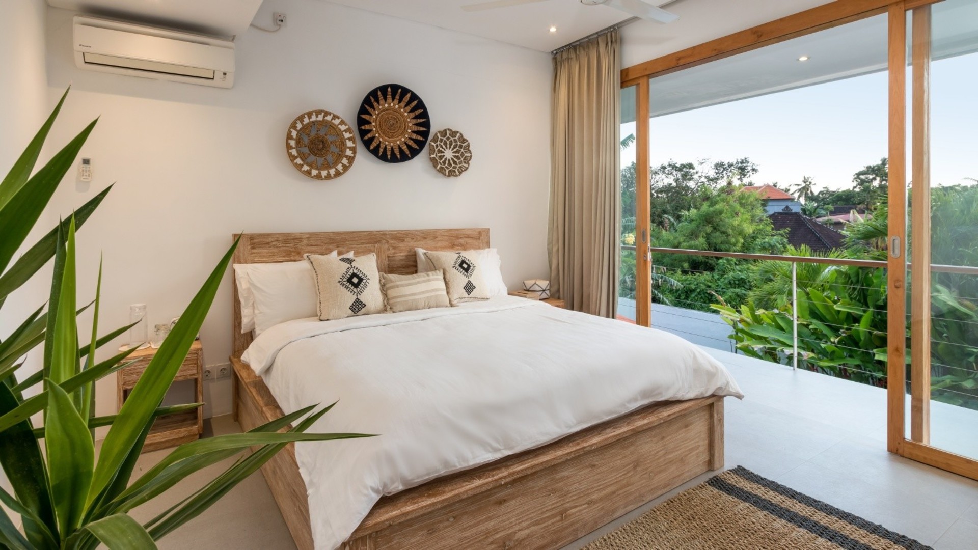 Tam Donanımlı 4BR Villa, Havuzlu ve Bahçeli, Bali Villa 2236'nın Keyfini Çıkarın