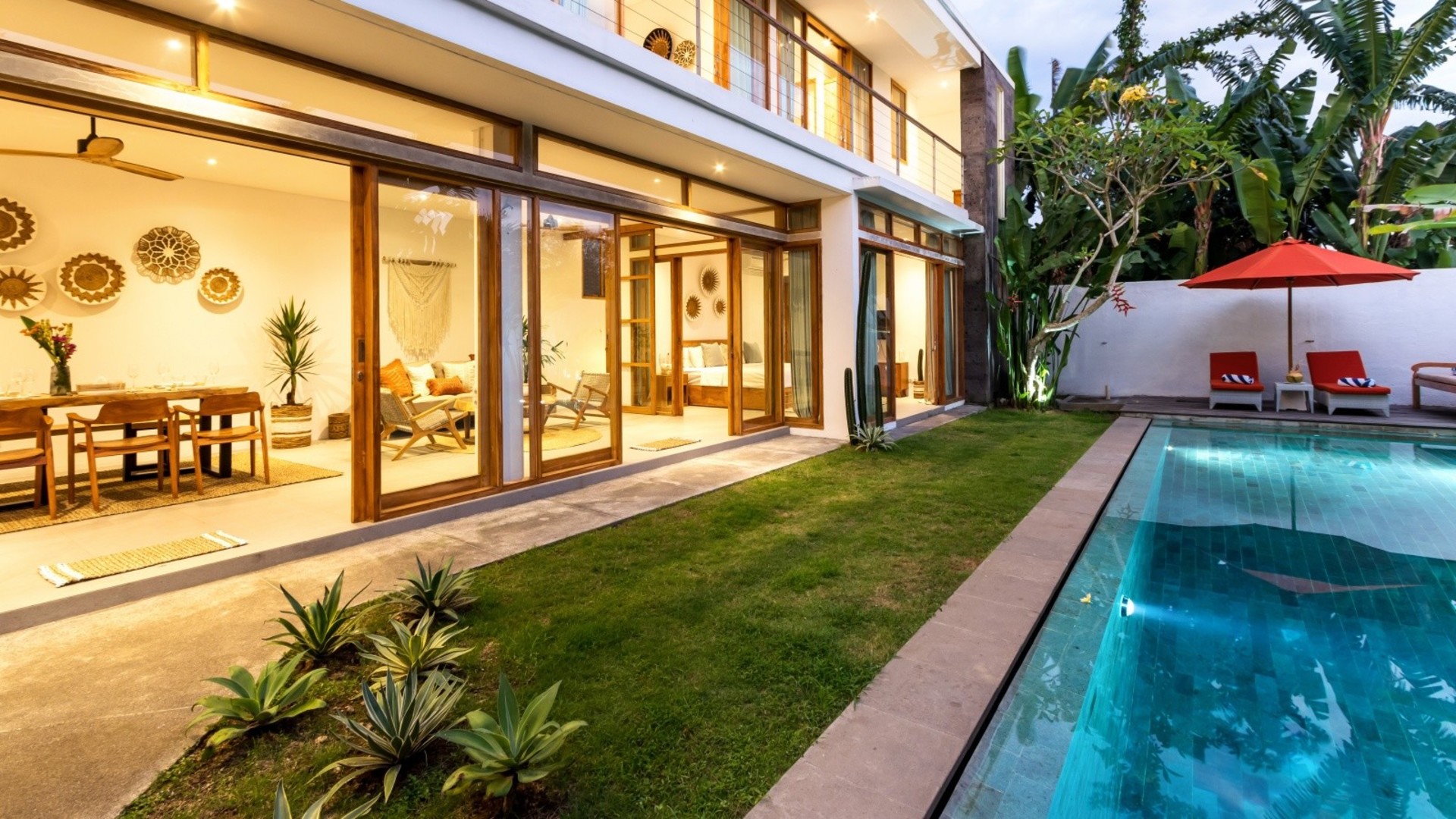Tam Donanımlı 4BR Villa, Havuzlu ve Bahçeli, Bali Villa 2236'nın Keyfini Çıkarın