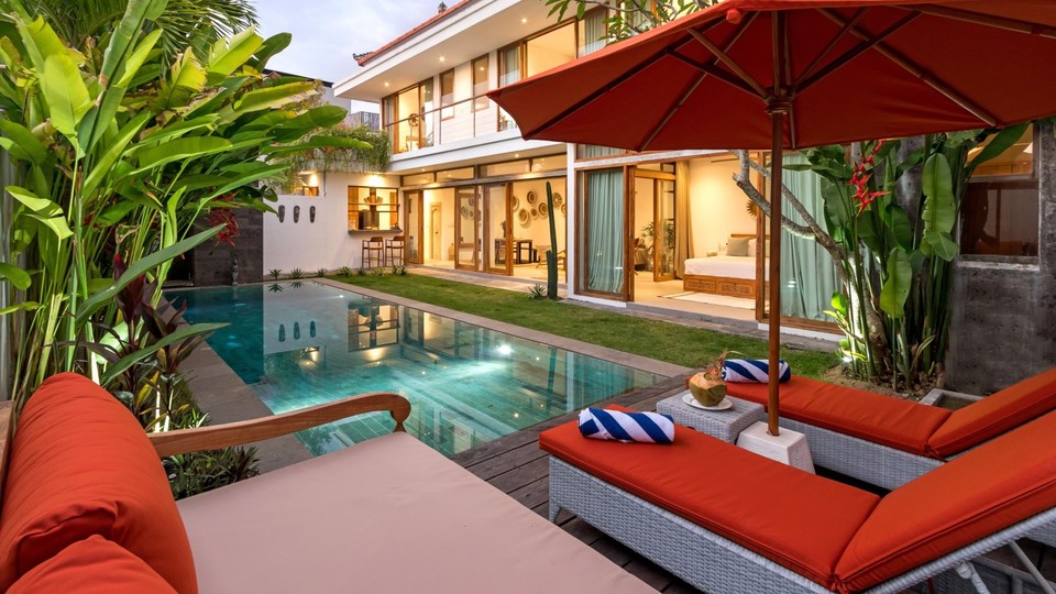 Tam Donanımlı 4BR Villa, Havuzlu ve Bahçeli, Bali Villa 2236'nın Keyfini Çıkarın