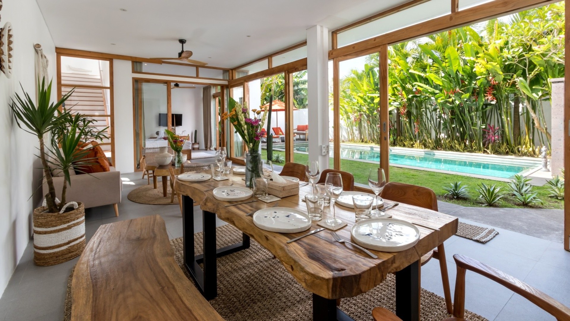 Tam Donanımlı 4BR Villa, Havuzlu ve Bahçeli, Bali Villa 2236'nın Keyfini Çıkarın