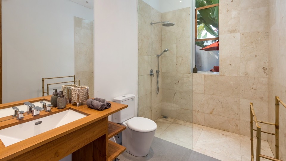 Tam Donanımlı 4BR Villa, Havuzlu ve Bahçeli, Bali Villa 2236'nın Keyfini Çıkarın