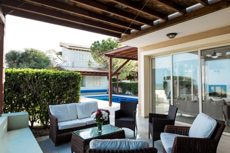 Ailenizin Protaras'taki Bu Lüks Çağdaş Tarzdaki Villayı Kiraladığını Hayal Edin, Protaras Villa 1718