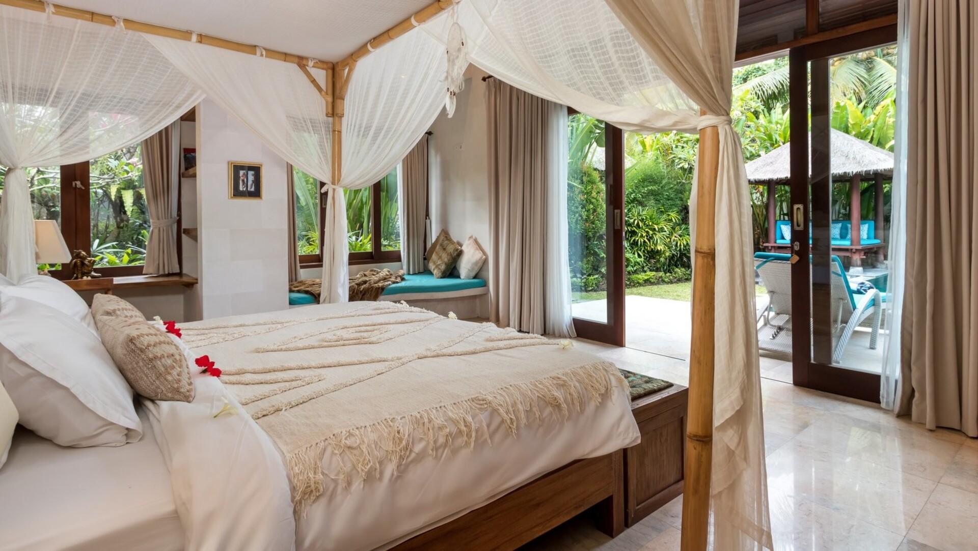 Candidasa'da Lüks 5 Yıldızlı Bir Villada Tatilinizin Keyfini Çıkarın, Otel Fiyatından Daha Uygun, Villa Bali 2243