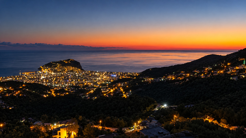 Özel Havuzlu ve Güzel Deniz Manzaralı Villa, Alanya Villa 1004